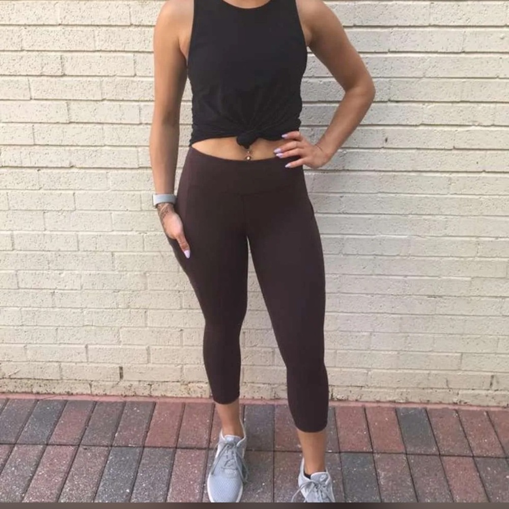 Lululemon Speed Up Crop 10